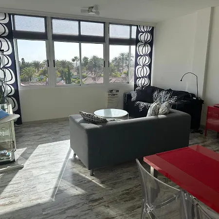 Apartment With A View - Playa Del Ingles, Taidia