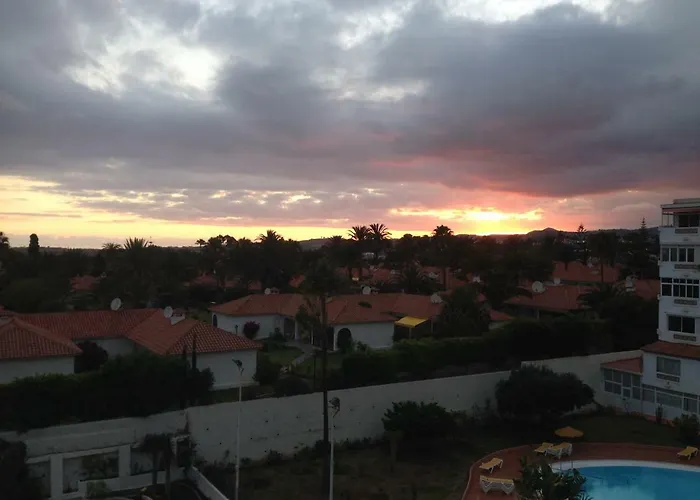 With A View - Playa Del Ingles, Taidia Daire