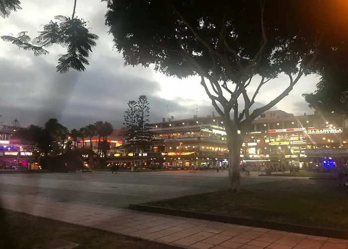 With A View - Playa Del Ingles, Taidia Playa del Ingles (Gran Canaria)
